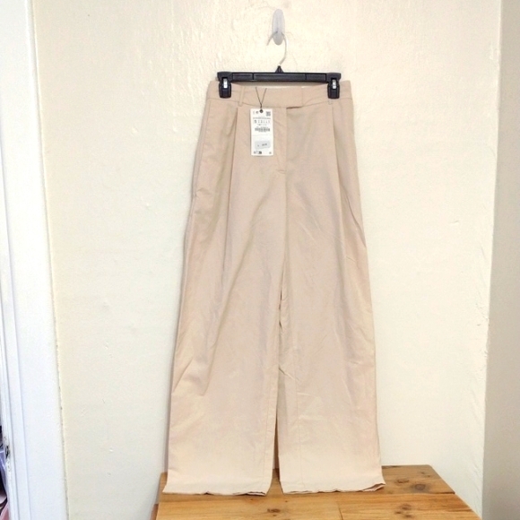 Zara Pants - Zara Beige High Waist Pleated Wide Leg Pants Size S NWT